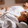 Para podczas masażu w SPA w Warszawie
